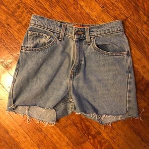 Vintage Levi’s high waist silver tab shorts